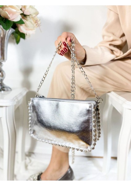 Kadın Gümüş Zincirli Omuz Ve Kol Çantası fiyatları