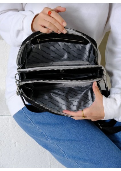 Justpolo Kadın Siyah 5 Bölmeli Çapraz Çanta Omuz Çantası Gofraj Baskılı indirimleri
