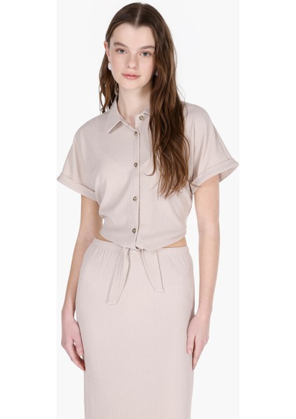 Regular Fit Shirt Neck Jakarlı Kadın Bej Kısa Kol Tişört