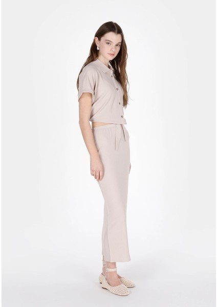 Regular Fit Shirt Neck Jakarlı Kadın Bej Kısa Kol Tişört modelleri