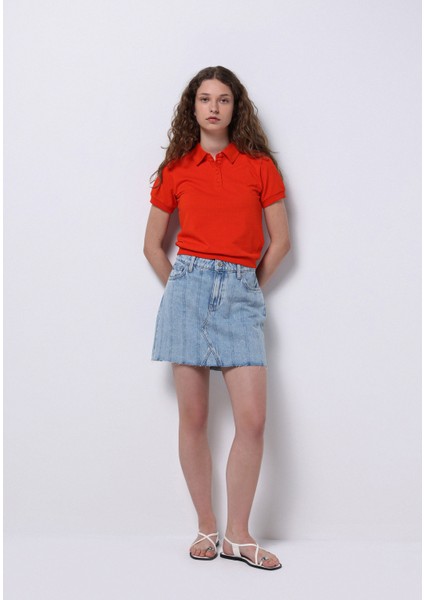 Slim Fit Polo Yaka Düz Kadın Kirmizi Kısa Kol Tişört modelleri