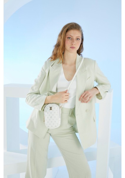 Beyaz Monogram Kadın Omuz Çantası 05PO22Y1556