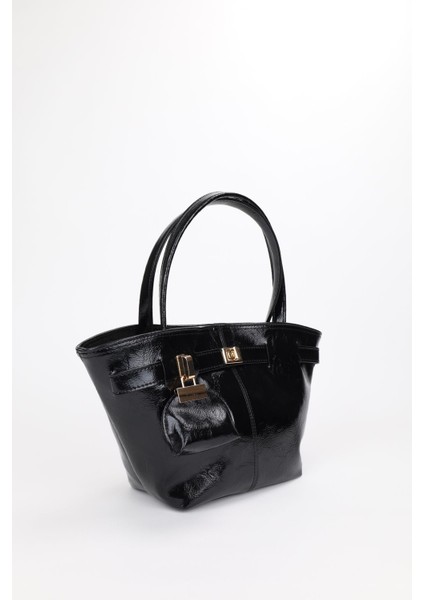 Kadın Charm Detaylı Siyah Kırışık Rugan Deri Mıknatıs Kapamalı El Ve Omuz Çantası Samira modelleri