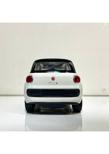 2013 Fiat 500L 1/36 Ölçek Welly Diecast Metal Model Araba Oyuncak Araba modelleri
