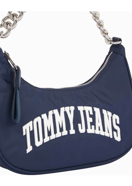 Kadın Lacivert Zincir Askılı Omuz Çantası modelleri