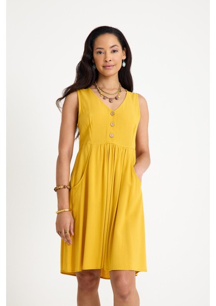 V Yaka Düğme Detaylı Kolsuz Otantik Elbise