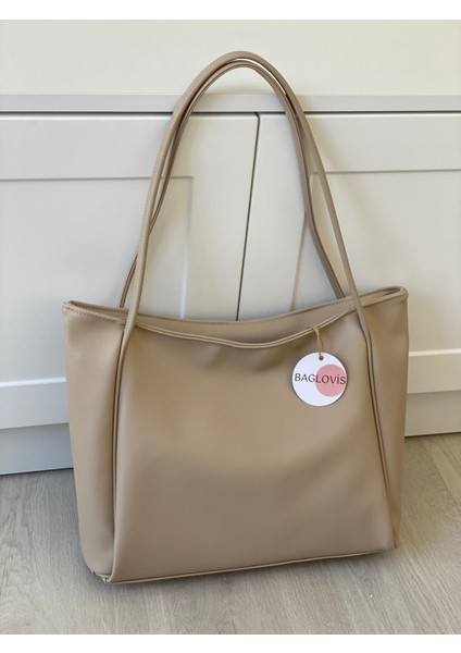 Büyük Boy Yumuşak Derili Kadın Çantası