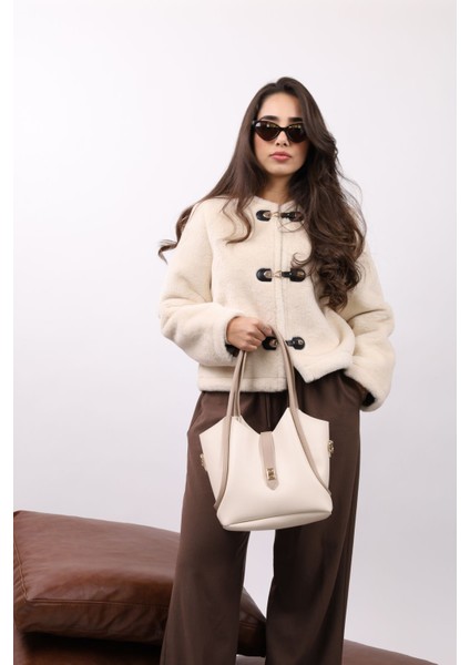 Krem Vizon Kilit Detaylı Makyaj Çantalı Uzun Askılı Kadın El Omuz Ve Çapraz Çanta modelleri