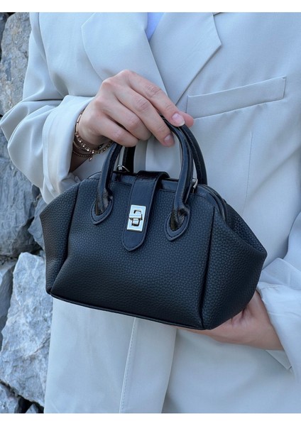 Burslu Kilit Detaylı Ayarlanabilir Askılı Kadın El Kol Ve Omuz Çantası indirimleri