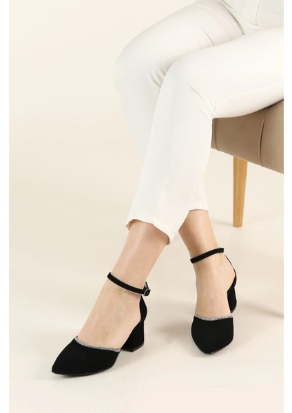 Önü Kapalı Taşlı Kalın Topuklu Ayakkabı fiyatları