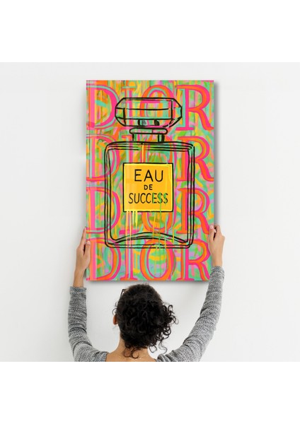 Eau De Success - Pop Luxe Cam Duvar Tablosu
