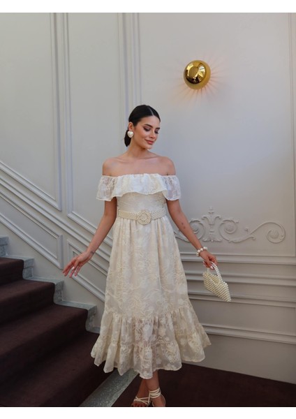 Astarlı Kemerli Nakış Işleme Detaylı Elbise fırsatları