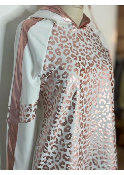 Leopar Baskılı Sweatshırt