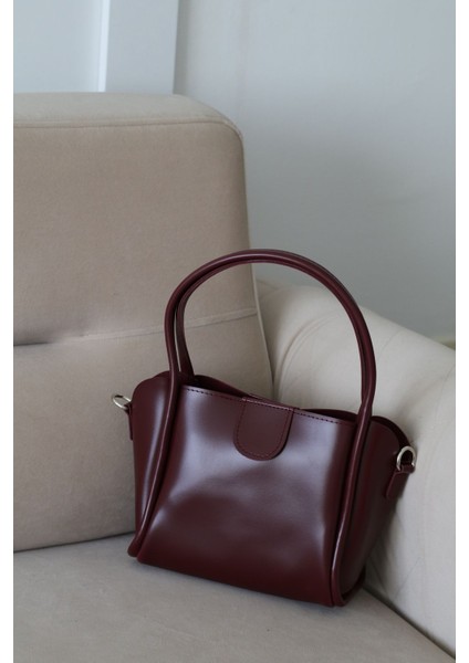 Kadın Bordo Deri Yavru Çantalı Çapraz Askılı Omuz Ve El Çantası fırsatları
