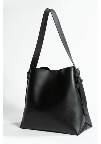 Kadın Toka Detaylı Yumuşak Deri Çıtçıt Ve Fermuarlı Iç Bölme Shopper Çanta