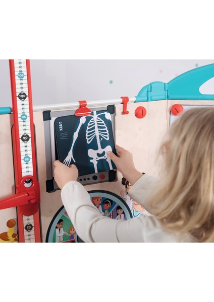 Nessiworld Smoby Aksesuarlı Doktor Oyun Seti 7600340208