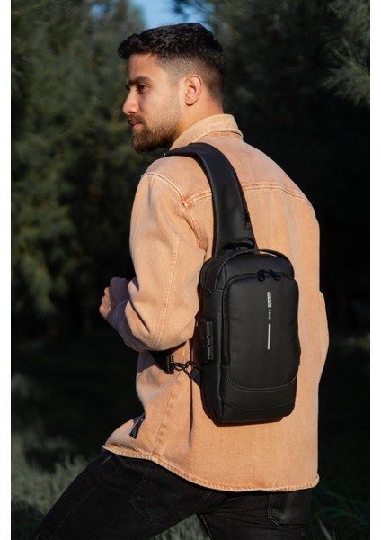 Erkek Siyah Çapraz Omuz Çantası Freebag, Bel Çantası Usb Kablo Çıkışlı