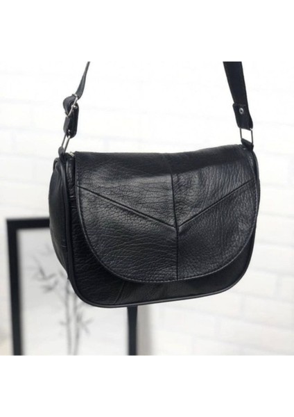 Siyah Deri Günlük Kadın Omuz Çantası 21*19*7 Cm