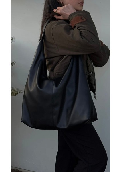 Büyük Boy Kadın Omuz Çantası