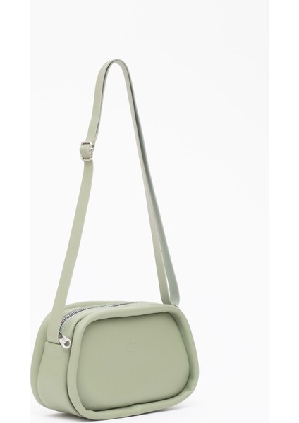 Mint Yeşil Shk62 Tek Bölmeli Deri Çapraz Askılı Omuz Çantası U:15 E:21 G:7 Cm fiyatları