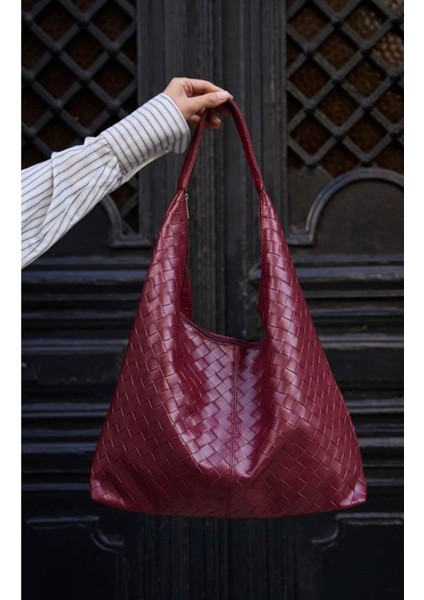 Stores Örgü Desenli Geniş Deri Kadın Büyük Boy Omuz Çantası