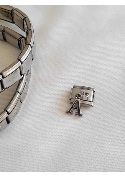 A Harfli Sallantılı Italyan Charm