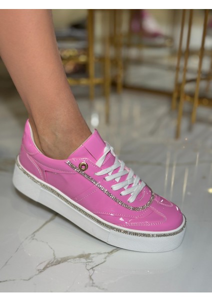 Bala Rugan Kristal Taşlı Özel Tasarım Spor Ayakkabı Pembe modelleri