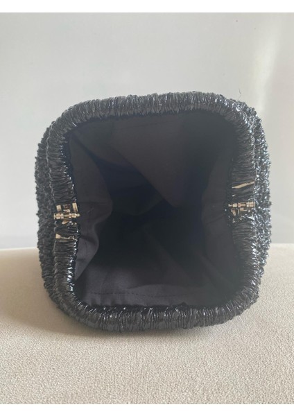 Handmade Parlak Siyah El Çantası