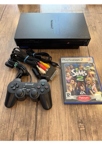 Ps2 Makina Çipsiz 1 Kol + 1 Orjinal Oyun ( Yenilenmiş )