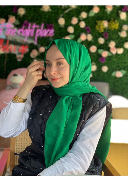 Benetton Çağrı Ipek Jakar Dama Şal