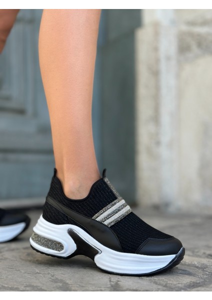 Shade Kristal Taşlı Triko Spor Ayakkabı Siyah fırsatları