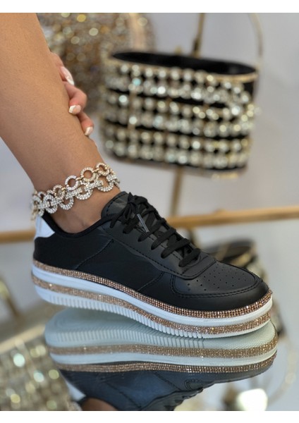 Alisa Kristal Taşlı Spor Ayakkabı Siyah fırsatları