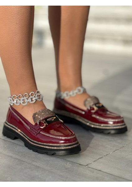 Lessy Kristal Taşlı Rugan Loafer Kırmızı