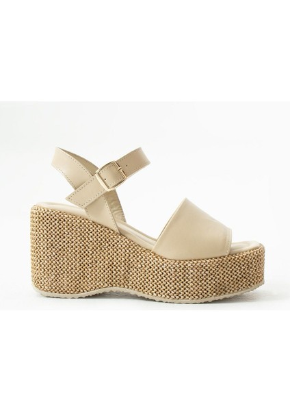 Plaza Deri Dolgu Topuk Hasır Sandalet Krem