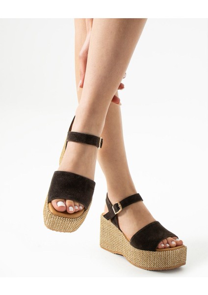 Plaza Süet Deri Dolgu Topuk Hasır Sandalet Koyu Kahve fiyatları