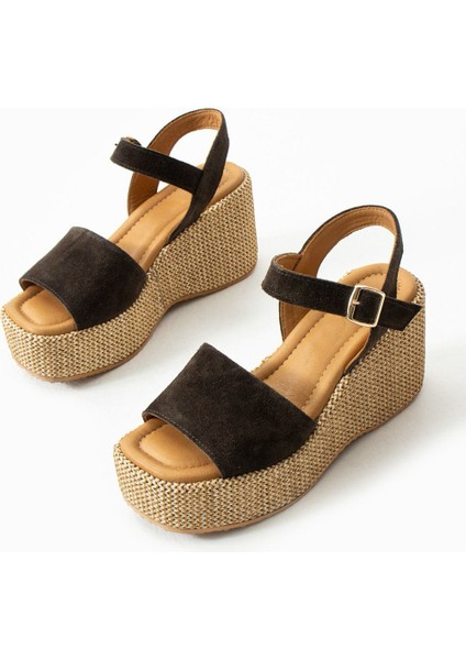 Plaza Süet Deri Dolgu Topuk Hasır Sandalet Koyu Kahve fırsatları