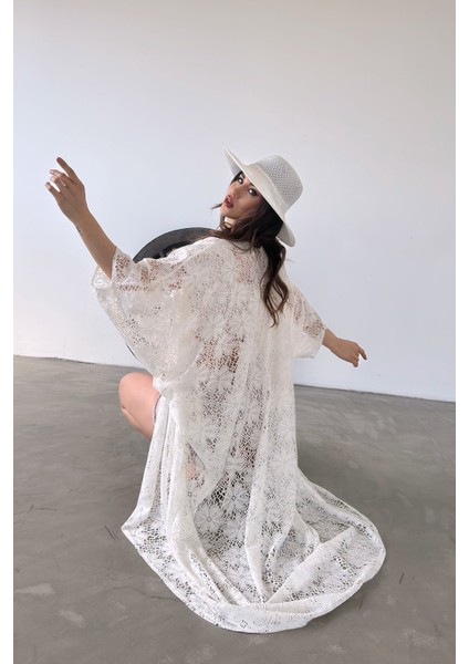 Çicek Desenli Uzun Güpür Kimono fiyatları
