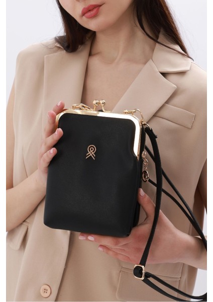 Kadın Siyah Burs Detaylı 3 Bölmeli El Ve Omuz Çantası fiyatları