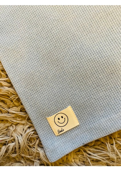 Waffle Kumaş Smile Etiket Detaylı T-Shirt Şort 2li Takım