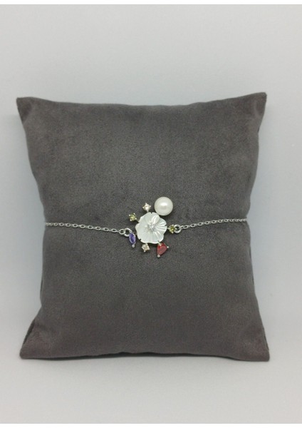 925 Ayar Gümüş Manolya Çiçek ve Inci Detaylı Zarif Bileklik - Kadın Gümüş Bileklik fırsatları