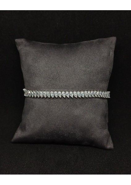 Gümüş Marquise Kesim Zirkon Taşlı Su Yolu Bileklik - Şık ve Zarif Tasarım (13,13 Gr.)