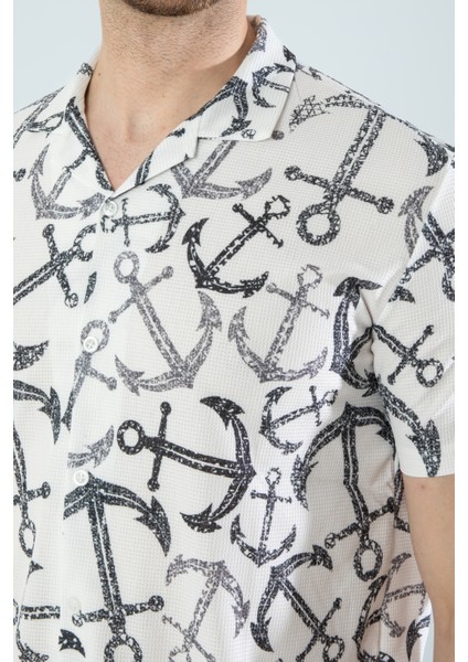 Erkek Slim Fit Kesim Çapa Desenli Dijital Baskılı Apaş Yaka Pamuklu Kısa Kol Gömlek