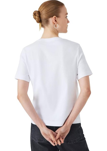 Premium Kadın Ess Logo Tee T-Shirt Gabi modelleri