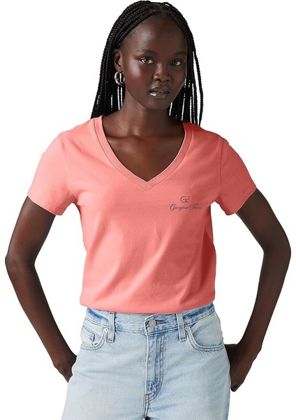 Premium Kadın Ess Logo V Yaka Tee T-Shirt Irina fiyatları