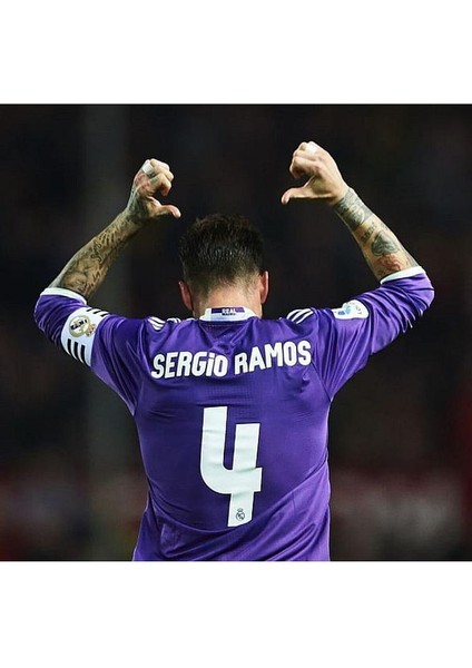 Real Madrid Ramos 2017 Şampiyonlar Ligi Finali Çocuk Futbol Forma 4'lü Set Forma+Şort+Çorap+Bileklik