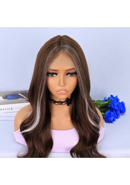 Kumral Önlerde Platin Işıltılı Dalgalı Tül Peruk modelleri