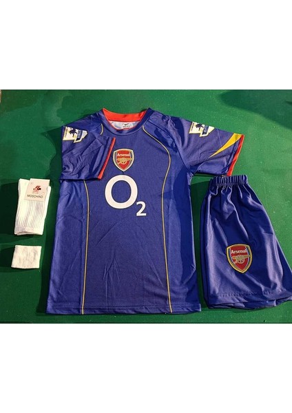 Arsenal Thierry Henry Lacivert Retro Çocuk Forma 4 Lü Set. Forma+Şort+Çorap+Bileklik