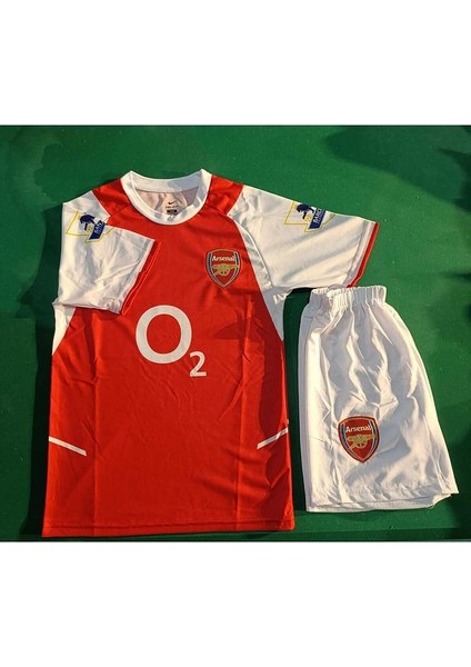 Arsenal Thierry Henry Kırmızı Retro Çocuk Forma 2 Li Set. Forma+Şort