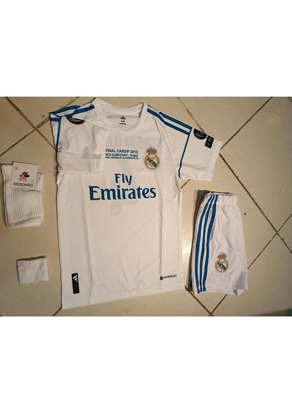 Real Madrid 2018 Cardiff Sergio Ramos Çocuk Forma 4 Lü Set. Forma+Şort+Çorap+Bileklik