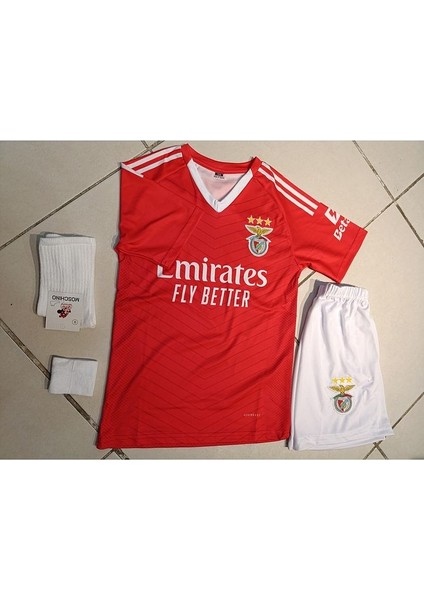 Benfica Kerem Aktürkoğlu Kırmızı 4 Lü Çocuk Futbol Forma. Şort+Forma+Çorap+Bileklik fiyatları